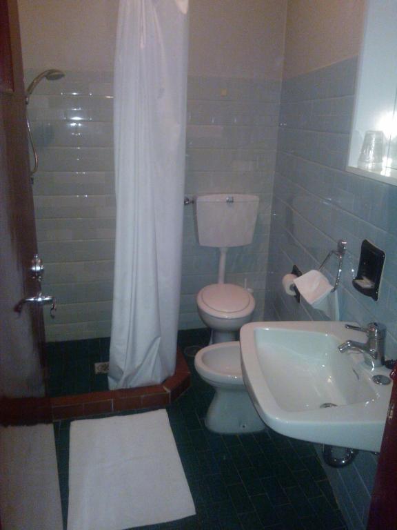 Albergo Vecchia Menaggio Room photo